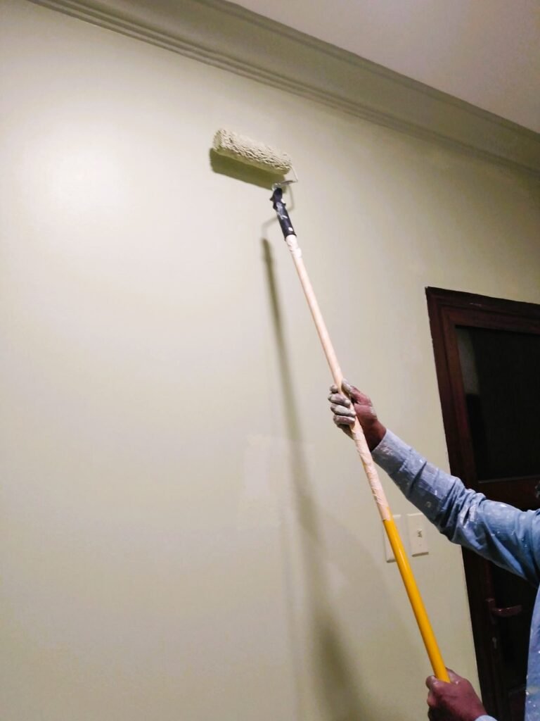 صباغ الكويت: لمسات فنية عصرية لمنزل الأحلام